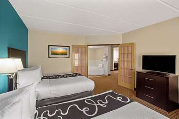 هتل Comfort Inn & Suites Sarasota I75