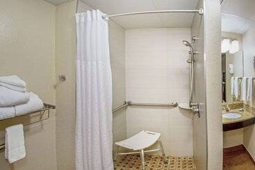 هتل Comfort Inn & Suites Sarasota I75