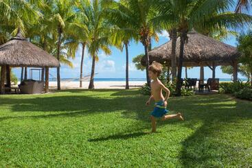 هتل Dinarobin Beachcomber Golf Resort & Spa