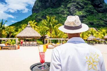 هتل Dinarobin Beachcomber Golf Resort & Spa