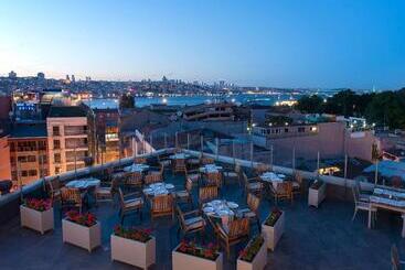 Doubletree By Hilton Hotel Istanbul   Sirkeci