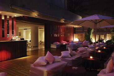 El Hotel Pacha