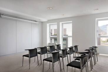 هتل Four Points Sheraton Bolzano Bozen