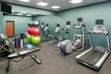هتل Four Points By Sheraton Boston Logan Airport Revere