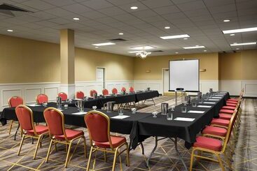 Holiday Inn Hotel & Suites Boston   Peabody By Ihg