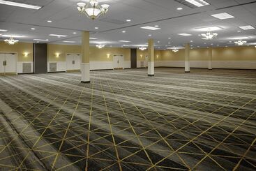 Holiday Inn Hotel & Suites Boston   Peabody By Ihg