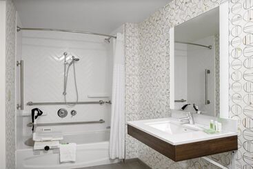 Holiday Inn Hotel & Suites Boston   Peabody By Ihg
