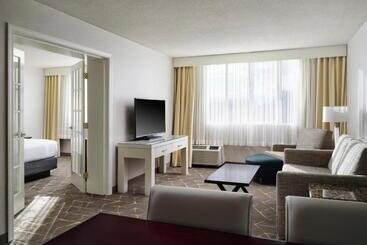 Holiday Inn Hotel & Suites Boston   Peabody By Ihg