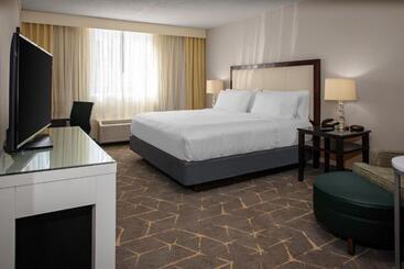 Holiday Inn Hotel & Suites Boston   Peabody By Ihg