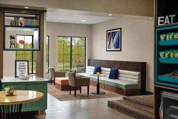 Holiday Inn Hotel & Suites Boston   Peabody By Ihg