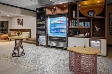 Holiday Inn Hotel & Suites Boston   Peabody By Ihg