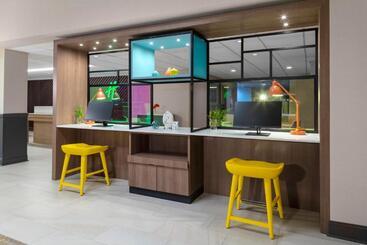Holiday Inn Hotel & Suites Boston   Peabody By Ihg