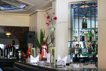 Le Royal Hotels & Resorts   Hammamet