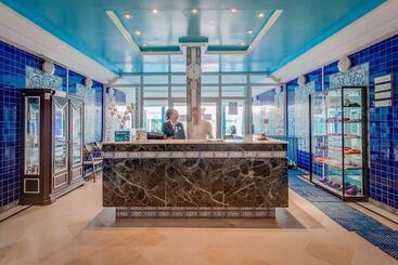 Le Royal Hotels & Resorts   Hammamet