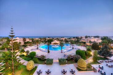 Le Royal Hotels & Resorts   Hammamet