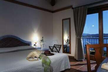 هتل Palumbalza Porto Rotondo
