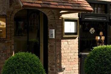 هتل Relais Bourgondisch Cruyce, A Luxe Worldwide
