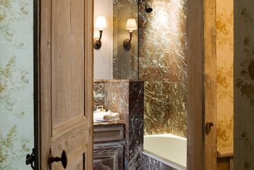 هتل Relais Bourgondisch Cruyce, A Luxe Worldwide