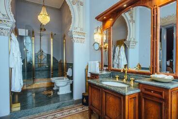 فندق Relais & Chateaux Villa Crespi