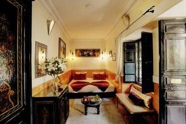 هتل Riad Dar El Souk