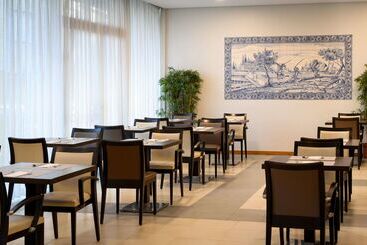 هتل Tryp By Wyndham Porto Centro