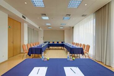 هتل Tryp By Wyndham Porto Centro