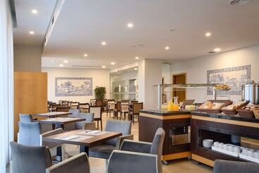 هتل Tryp By Wyndham Porto Centro