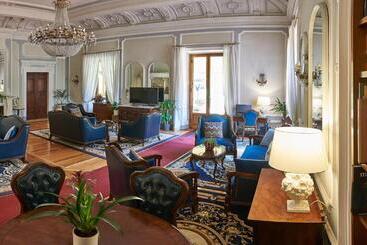 هتل Villa Royal