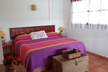 هتل Casa Adriana