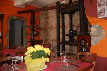 هتل Agriturismo Parra