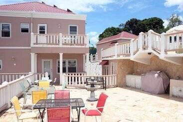 هتل Burcasa: Bed & Breakfast