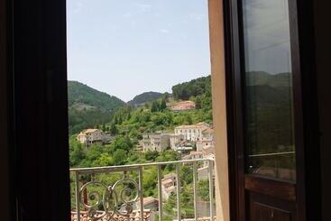 هتل B&b Le Due Lanterne