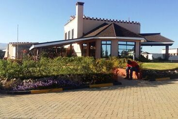 هتل Regency Mount Kenya