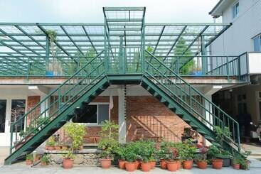 هتل Urarakana B&b