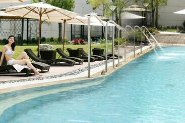 Le Beau Max Resort