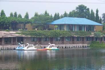 Chart Thip Resort