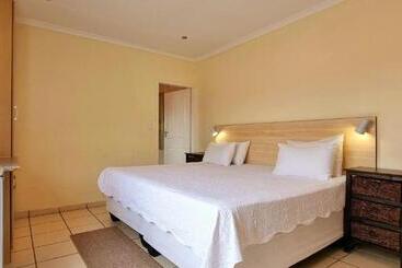 هتل Asda Guesthouse