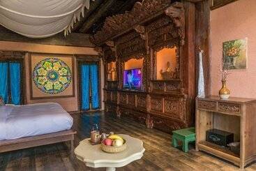 هتل Buddhahood & Lotus Villa