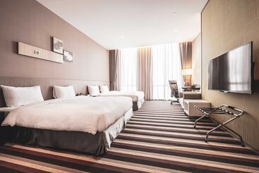 هتل Grand Royal