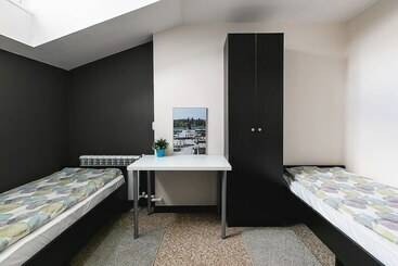 هتل Hostel Zolotoe Koltso
