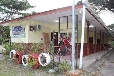 هتل Liwagu Lodge