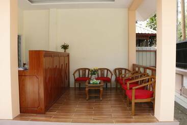 هتل Ocean Ngapali Lodge