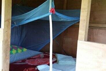 هتل Tanna Eco Venture Bungalow