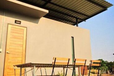 هتل The Lofts Eco