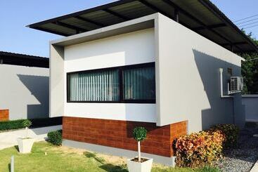 هتل The Lofts Eco