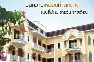 هتل The Nine Mansion