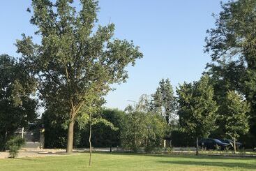 هتل Villa Pepoli