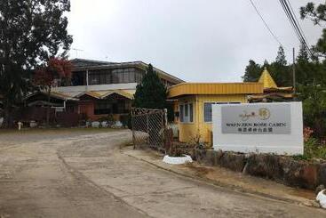 هتل Wayn Zen Rose Cabin