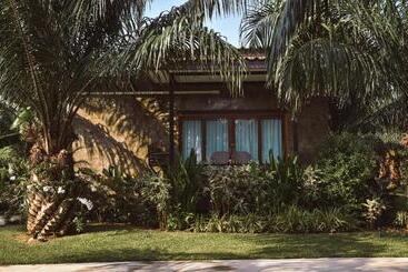 Palm Pran Resort