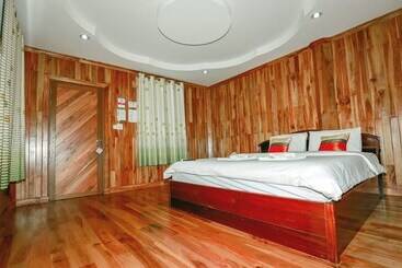 Palmsuay Resort